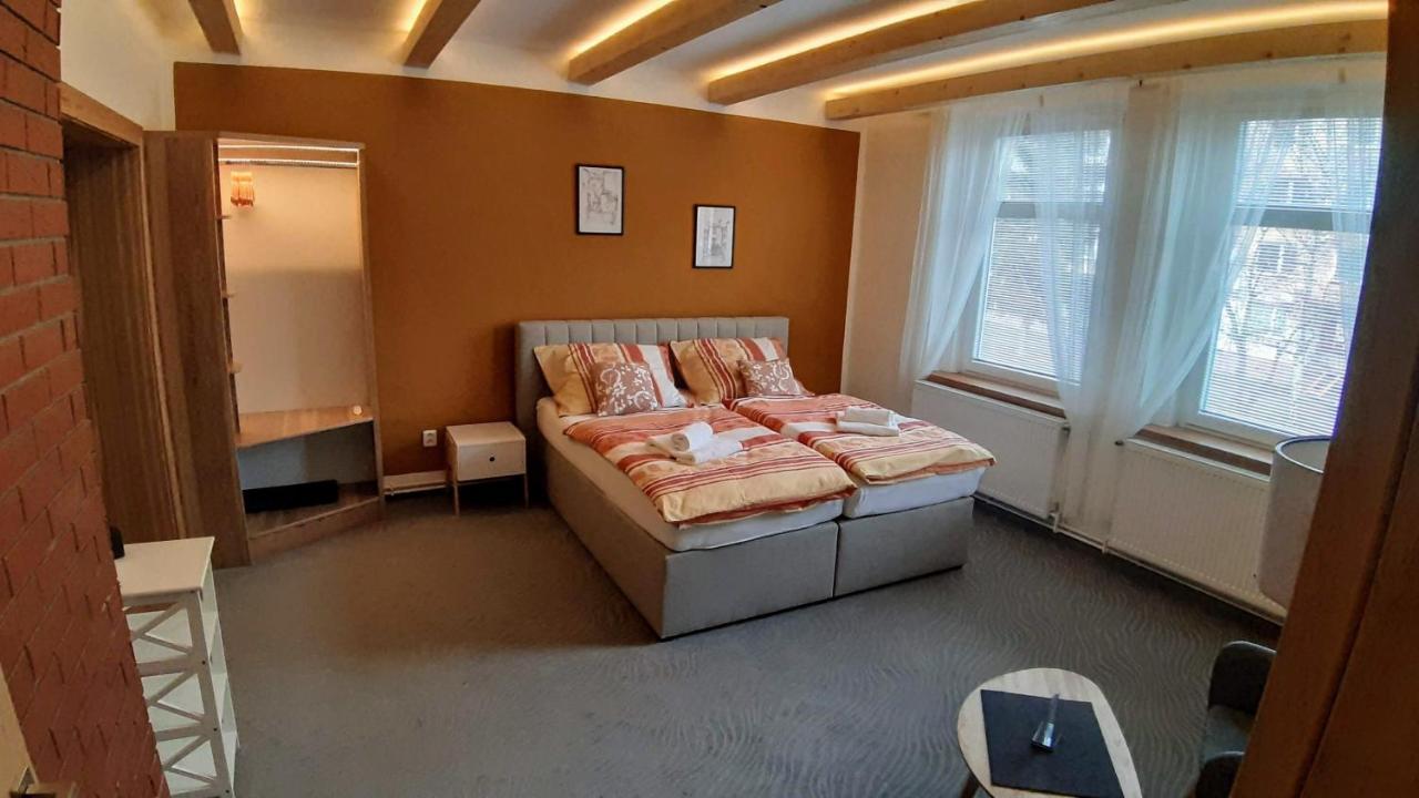 Three Apartment Františkovy Lázně 外观 照片
